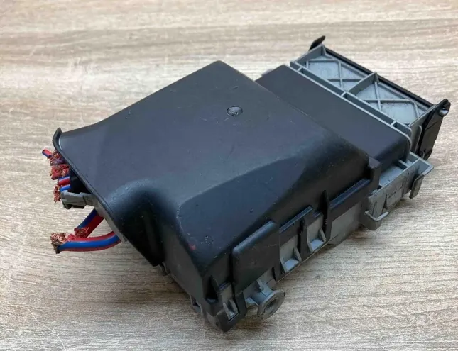 OPEL Astra J (2009-2020) Drošinātāju kārba 13222786 34337883