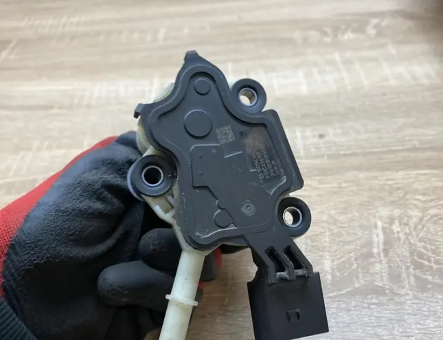 MERCEDES-BENZ C-Class W202/S202 (1993-2001) AdBlue sūknis F01C070012,F01C070013 34292732