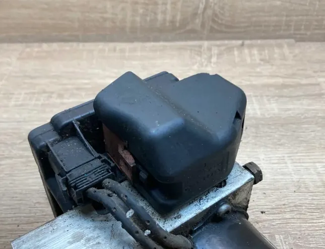 VOLVO S80 1 generation (1998-2006) ABS Bloks 8619538,8619537 34409504