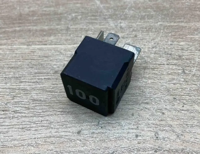 VOLKSWAGEN Golf 1 generation (1974-1993) Relejs 7M0951253A,100 34388538