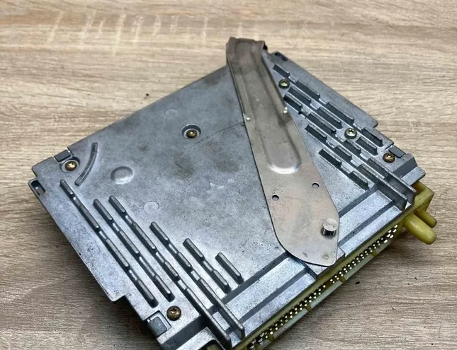 VOLVO 850 1 generation (1992-1997) Motora vadības bloks P01275155,0281001430 34380867