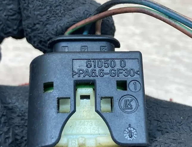 BMW 1 Series E81/E82/E87/E88 (2004-2013) Augstsprieguma aizdedzes vads (svečvads) 7508154,09447362 34388240