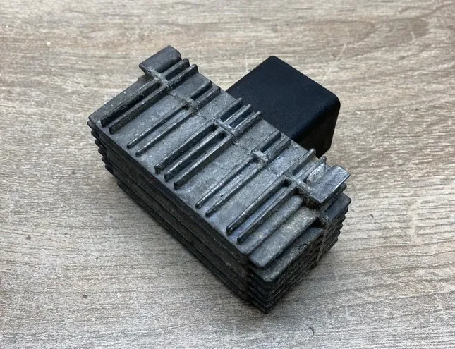 OPEL Vectra B (1995-1999) Aizdedzes sveces 90508974,51299001 34298127