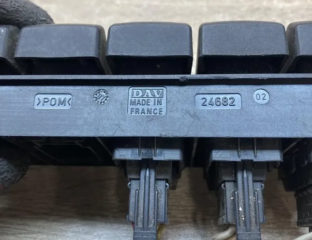 RENAULT Megane 1 generation (1995-2003) Autonomais sildītāja vadības panelis 5010232158,24682 34422545