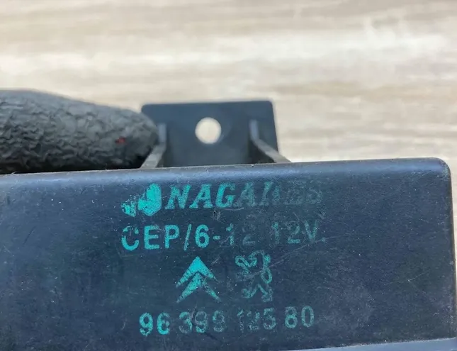 PEUGEOT 307 1 generation (2001-2008) Aizdedzes sveces 9639912580 34382768