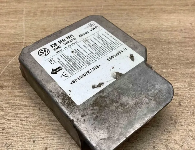 VOLKSWAGEN Sharan 1 generation (1995-2010) Drošības / signalizācijas vadības bloks 1C0909605,5WK43121 34390164