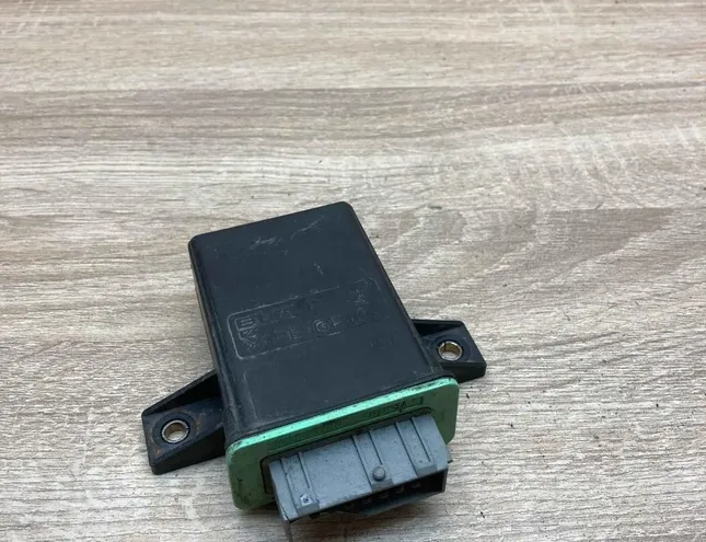 CITROËN Berlingo 1 generation (1996-2012) Dzesēšanas ventilatora relejs 9631577780 34379659