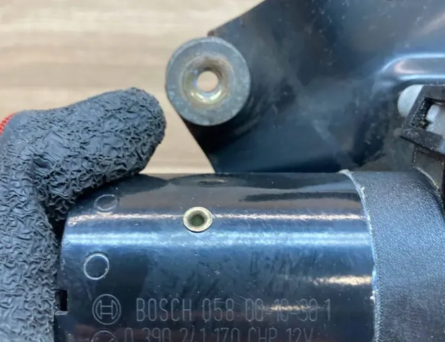 VOLVO S40 1 generation (1996-2004) Priekšējā stikla tīrītāja mehānisma motorīts 0390241170,0580010301 34398872