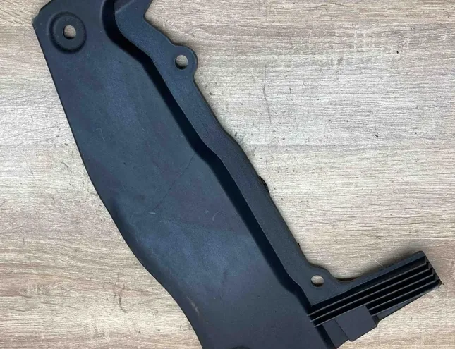 LAND ROVER Range Rover Sport 2 generation (2013-2022) Priekšējā stikla tīrītāja apdare / plastmasa HPLA02222A 34385531