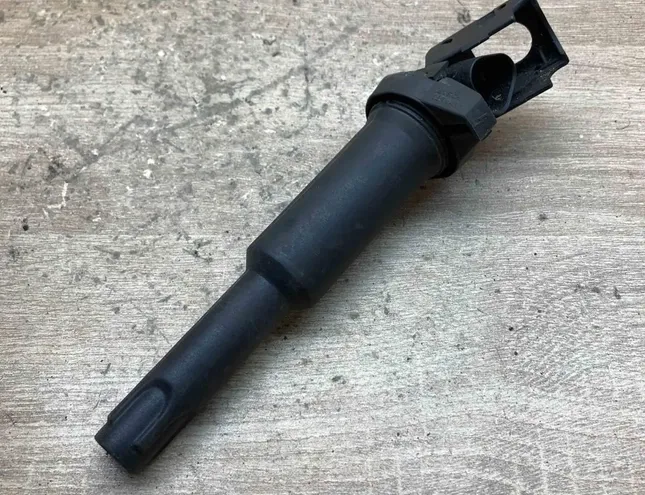 BMW Z4 E85 (2002-2009) Augstsprieguma aizdedzes spoles komplekts 7548553 34386813