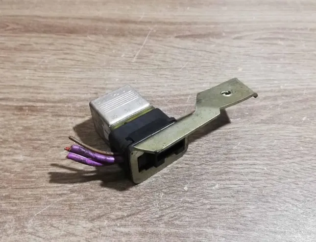 MERCEDES-BENZ W124 1 generation (1984-1994) Реле 0015420219 34412825