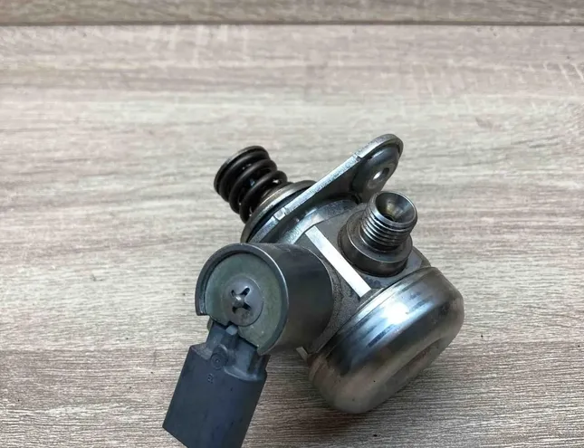 BMW 5 Series E28 (1981-1988) Degvielas sūknis 7595339,0261520068 34369861