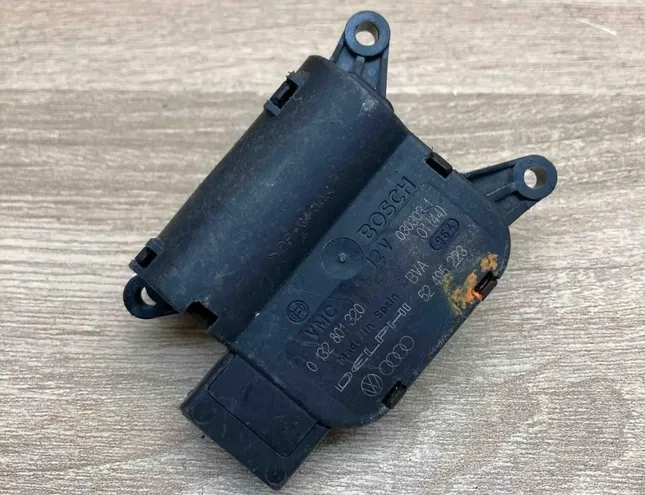 VOLKSWAGEN Touareg 1 generation (2002-2010) Salona sildītāja vadības vārsti 0132801320,52495223 34391487