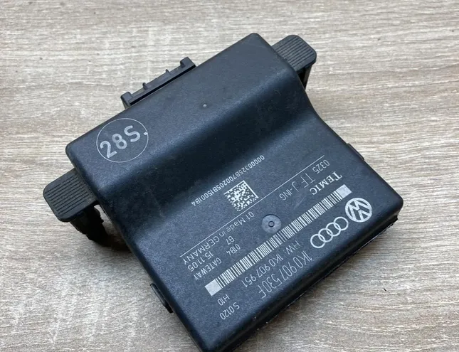 VOLKSWAGEN Touran 1 generation (2003-2015) Vārtejas vadības bloks 1K0907530F,1K0907951 34427009