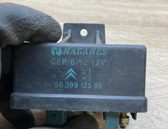 CITROËN C5 2 generation (2008-2017) Aizdedzes sveces 9639912580 34281724