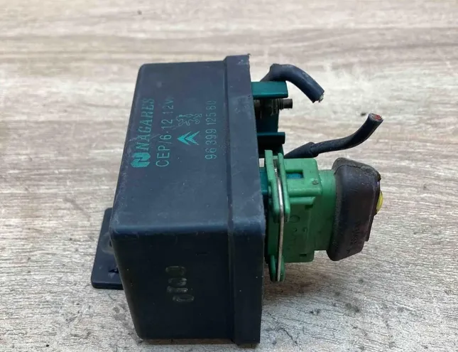 PEUGEOT 307 1 generation (2001-2008) Aizdedzes sveces 9639912580 34384659