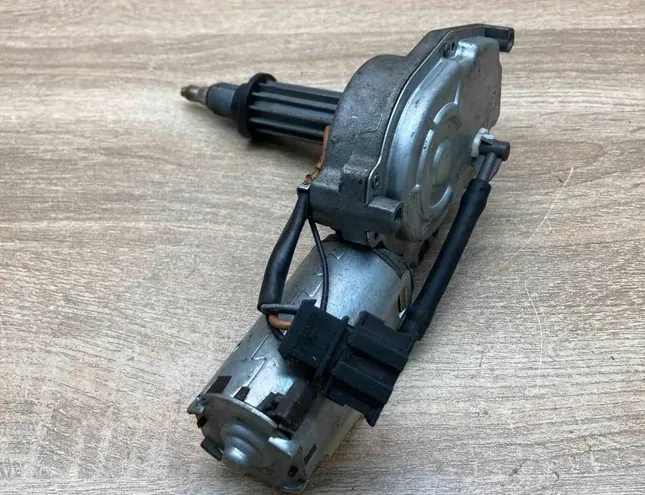 SEAT Ibiza 2 generation (1993-2002) Bagāžas nodalījuma loga tīrītāja motorīts 6K6955713A 34360649