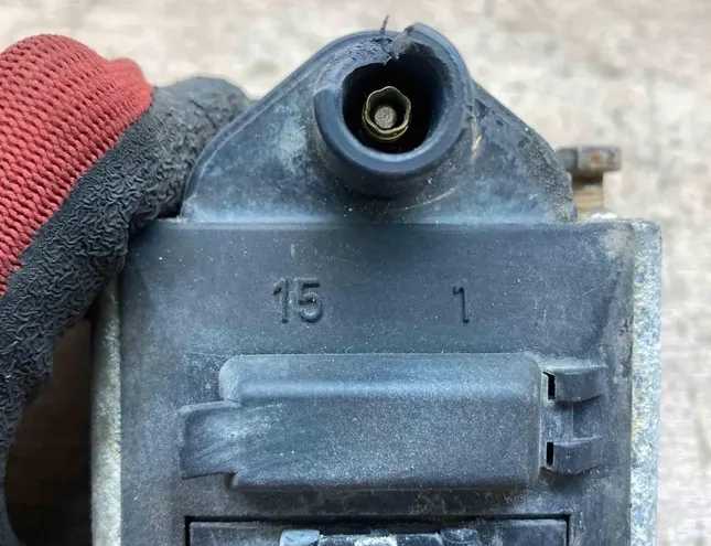 VOLKSWAGEN Golf 1 generation (1974-1993) Augstsprieguma aizdedzes spoles komplekts 867905104A,311425 34385006