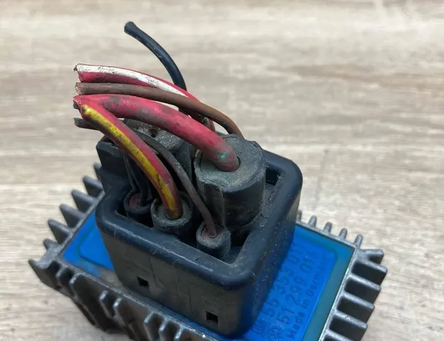 OPEL Astra H (2004-2014) Aizdedzes sveces 55353011,51299014 34384586