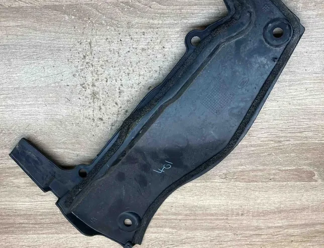 LAND ROVER Range Rover Sport 2 generation (2013-2022) Priekšējā stikla tīrītāja apdare / plastmasa HPLA02222A 34385531