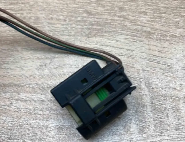 BMW 1 Series E81/E82/E87/E88 (2004-2013) Augstsprieguma aizdedzes vads (svečvads) 7508154,09447362 34388240