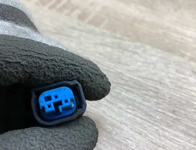 SAAB 9-3 2 generation (2002-2014) Augstsprieguma aizdedzes vads (svečvads) 9684021C 34408772