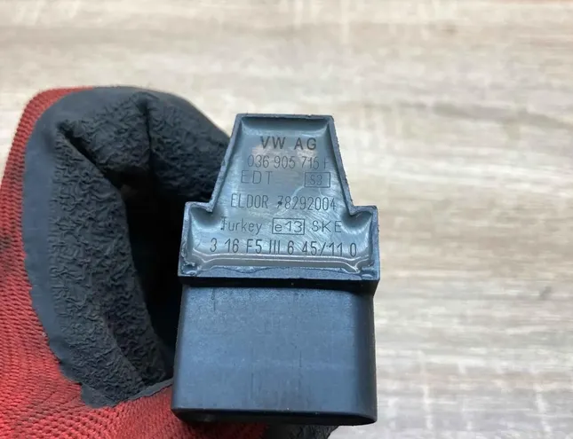 VOLKSWAGEN Golf 1 generation (1974-1993) Augstsprieguma aizdedzes spoles komplekts 036905715F 34301081