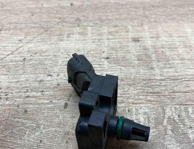 VOLVO XC60 1 generation (2008-2017) Turbine pressure sensor 30777337,0261230221 34370659