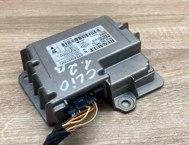 RENAULT Clio 2 generation (1998-2013) Drošības / signalizācijas vadības bloks 8200563368,0285001510 34365228