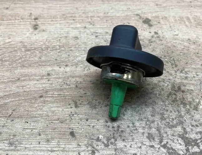 BMW 3 Series E21 (1975-1983) Degvielas tvertnes vāciņš 1183342 34387022