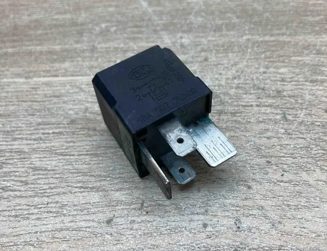 VOLKSWAGEN Golf 1 generation (1974-1993) Relejs 7M0951253A,100 34388538