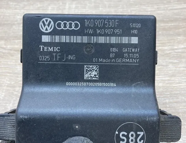 VOLKSWAGEN Touran 1 generation (2003-2015) Vārtejas vadības bloks 1K0907530F,1K0907951 34427009