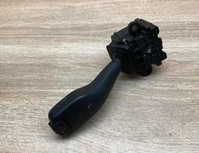 BMW 3 Series E21 (1975-1983) Pagrieziena rādītāja slēdzis 8363668,01104010,Main 34349634