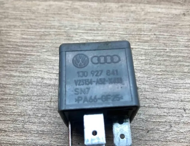AUDI Q7 4L (2005-2015) Relejs 1J0927841,444 34388145