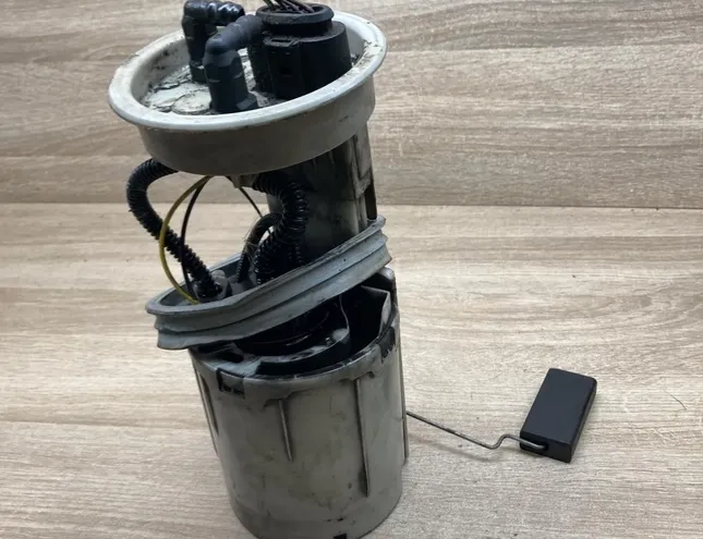 VOLKSWAGEN Passat B5 (1996-2005) Kreisās puses degvielas sūknis 3B0919050,3B0919050S,220212010002 34288822