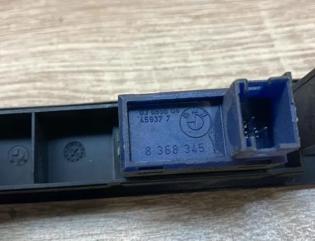 BMW X5 E53 (1999-2006) Mūzikas atskaņotāja papildu savienotāji (AUX / USB) 8368345,8363346 34363766