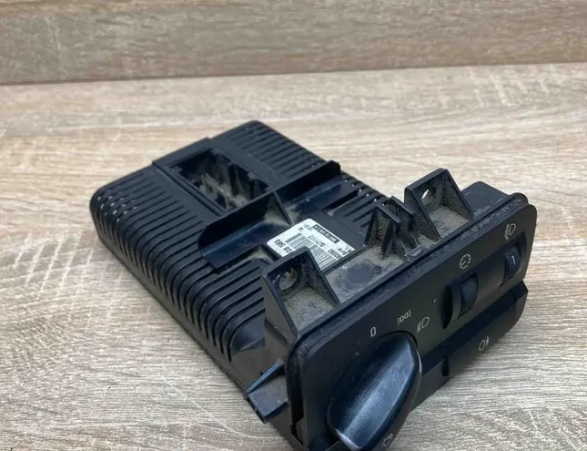 BMW 3 Series E21 (1975-1983) Lukturu vadības slēdzis 4108585 34406691