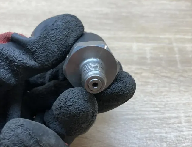 IVECO Daily 1 generation (1978-1990) Датчики топливной магистрали левые 0281002405,38303002672 34282691