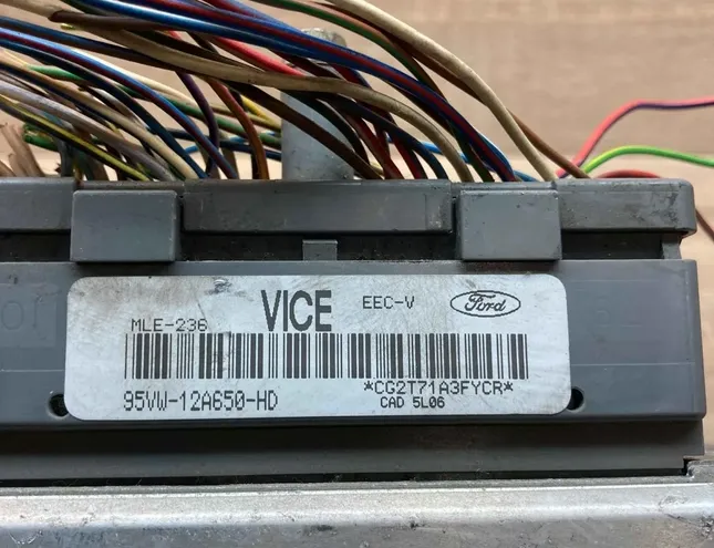 FORD Galaxy 1 generation (1995-2006) Motora vadības bloks 95VW12A650HD,VICE 34363490
