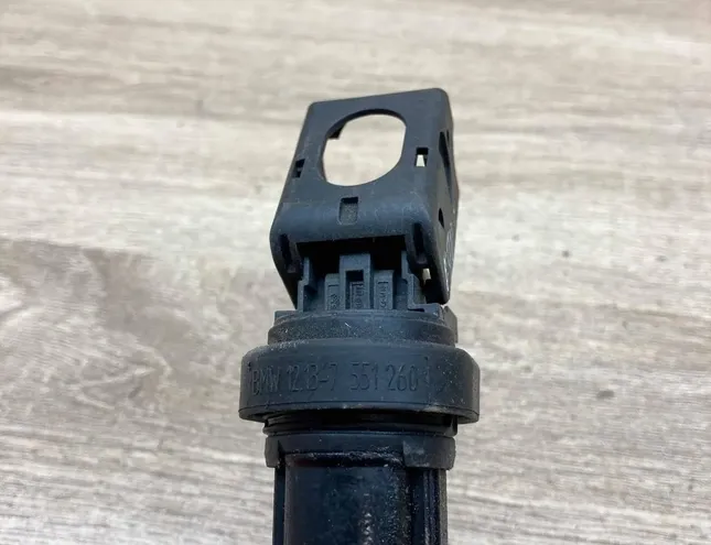 BMW 1 Series E81/E82/E87/E88 (2004-2013) Augstsprieguma aizdedzes spoles komplekts 7551260 34372158