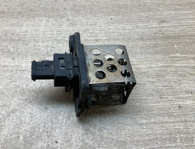 PEUGEOT 206 1 generation (1998-2009) Interior Heater Resistor 9641212480 34432834