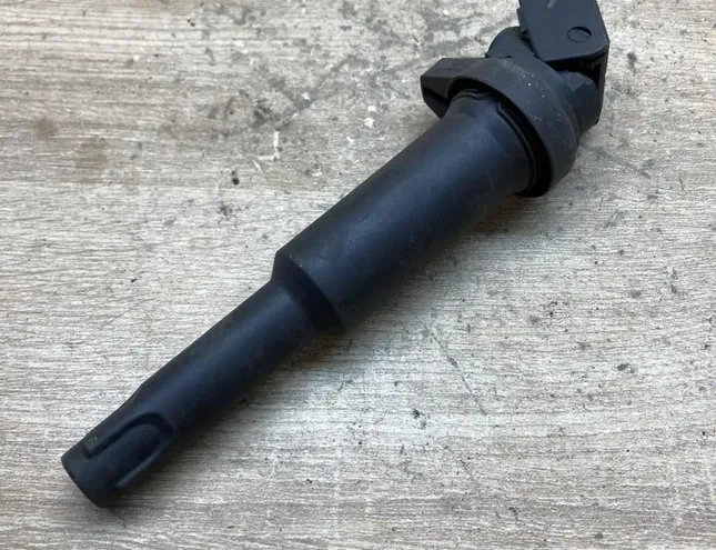 BMW Z4 E85 (2002-2009) Augstsprieguma aizdedzes spoles komplekts 7551049 34386818