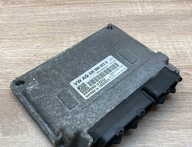 SKODA Fabia 1 generation (2004-2007) Motora vadības bloks 03E906023D,5WP40502 34367836