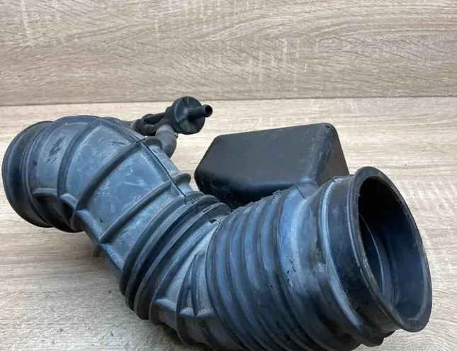 VOLVO V70 1 generation (1997-2000) Gaisa ieplūdes šļaukas / trubas 30636828,14313 34408729