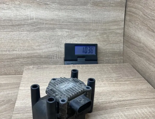 VOLKSWAGEN Golf 1 generation (1974-1993) Augstsprieguma aizdedzes spoles komplekts 032905108 34282439