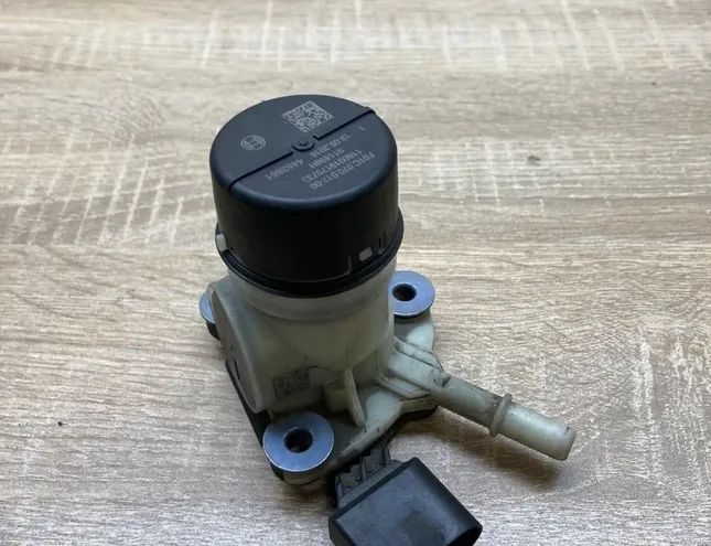 MERCEDES-BENZ C-Class W202/S202 (1993-2001) AdBlue sūknis F01C070012,F01C070013 34292732