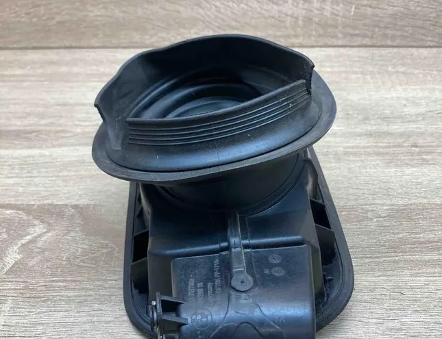 BMW 3 Series E21 (1975-1983) Крышка бензобака 7117982,60829010 34370457