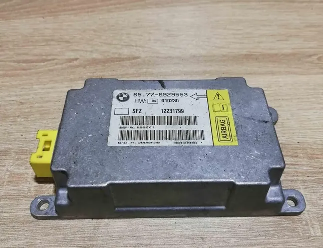 BMW 7 Series E23 (1977-1987) Drošības / signalizācijas vadības bloks 6929553 34414844