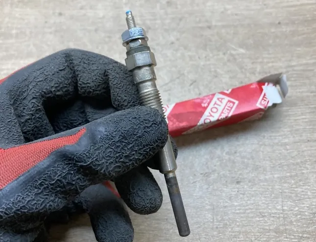 TOYOTA Avensis 1 generation (1997-2003) Aizdedzes sveces 1985064020,1985064020 34438110