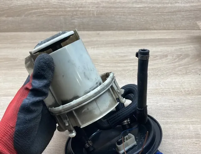 OPEL Zafira A (1999-2003) Kreisās puses degvielas sūknis 13142912,0580300033 34285565